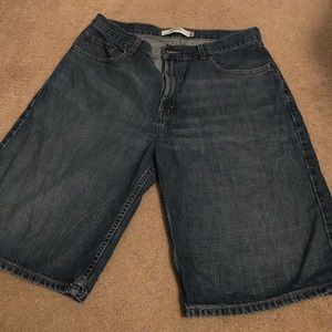 Levi’s loose fit. Longer length